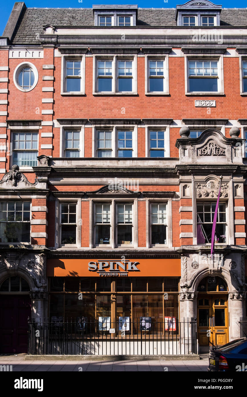 Spink & Son casa d'aste, Southampton Row, Londra, Inghilterra, Regno Unito Foto Stock