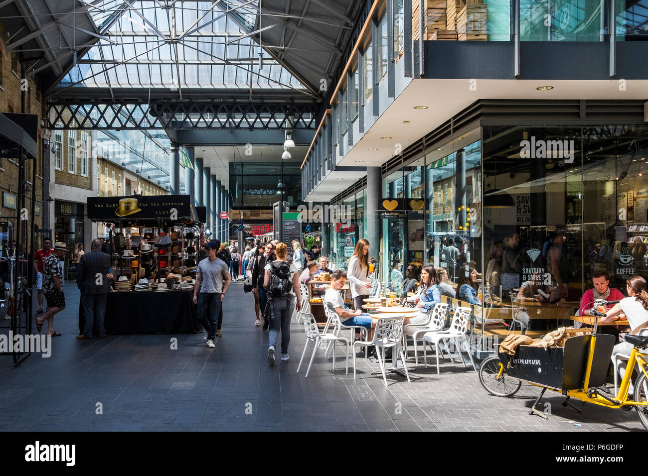 Spitalfields Market, Borough of Tower Hamlets, London, England, Regno Unito Foto Stock