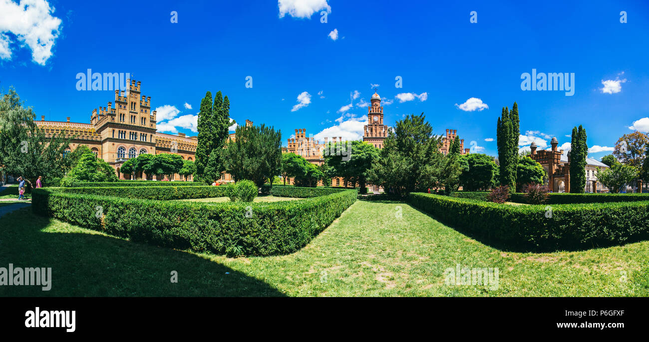 Chernivtsi National University - Yuriy Fedkovych Chernivtsi National University è la principale istituzione ucraino. Yuriy Fedkovych Chernivtsi compit Foto Stock