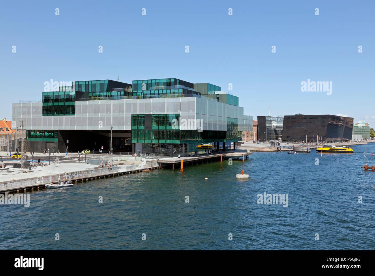 L'edificio BLOX, che ospita anche il Danish Architecture Centre, un nuovo progetto di prestigio per l'architettura e il design su Cristiani Brygge a Copenhagen. Foto Stock