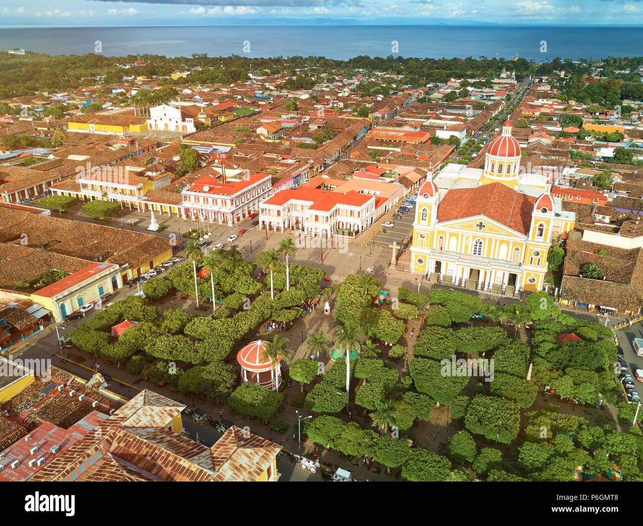 Panoramica aerea della città di Granada in estate giornata di sole Foto Stock