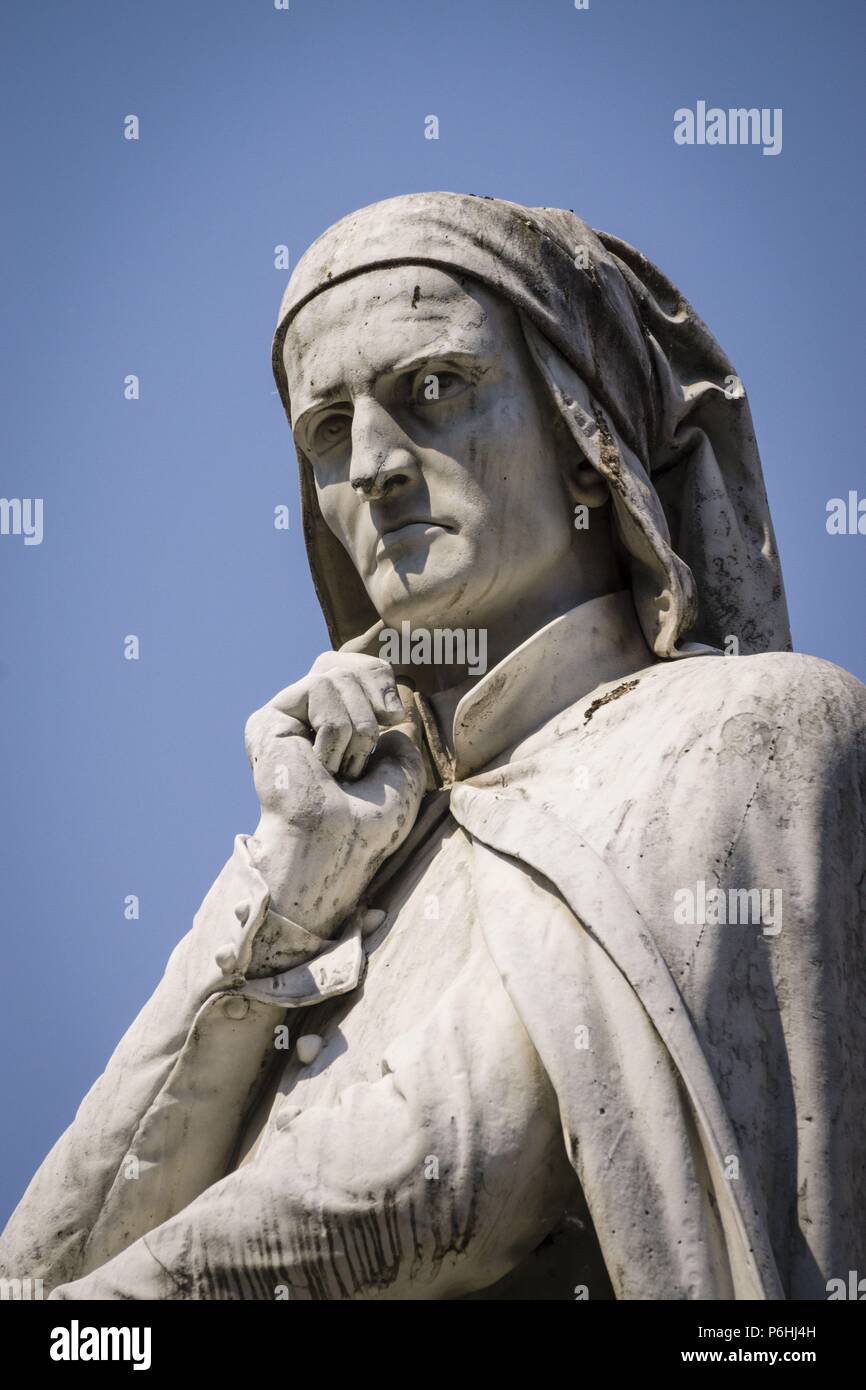 View Statuetta Dante Alighieri Pictures