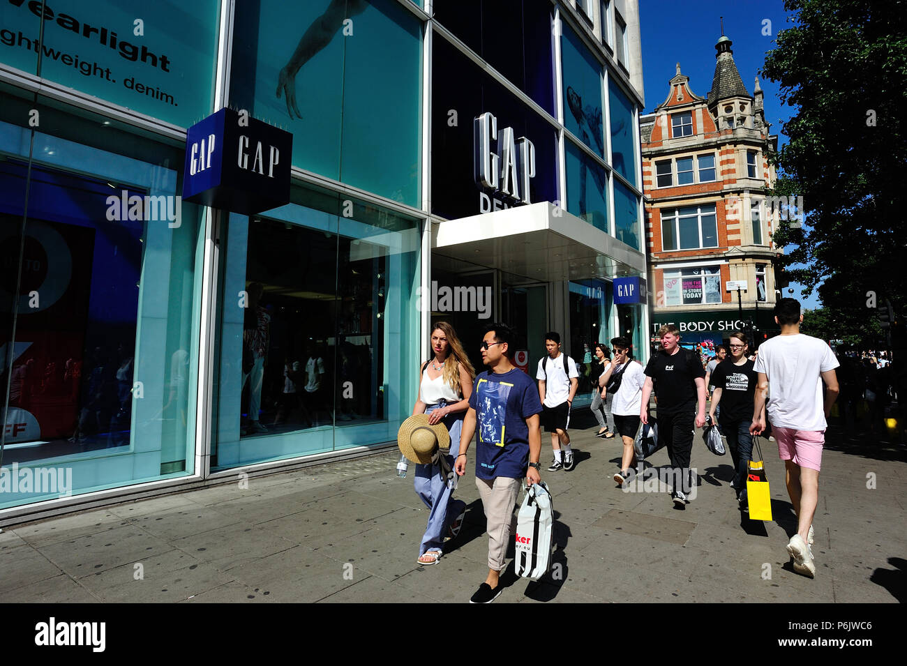 GAP store su Oxford Street, London, England, Regno Unito Foto Stock
