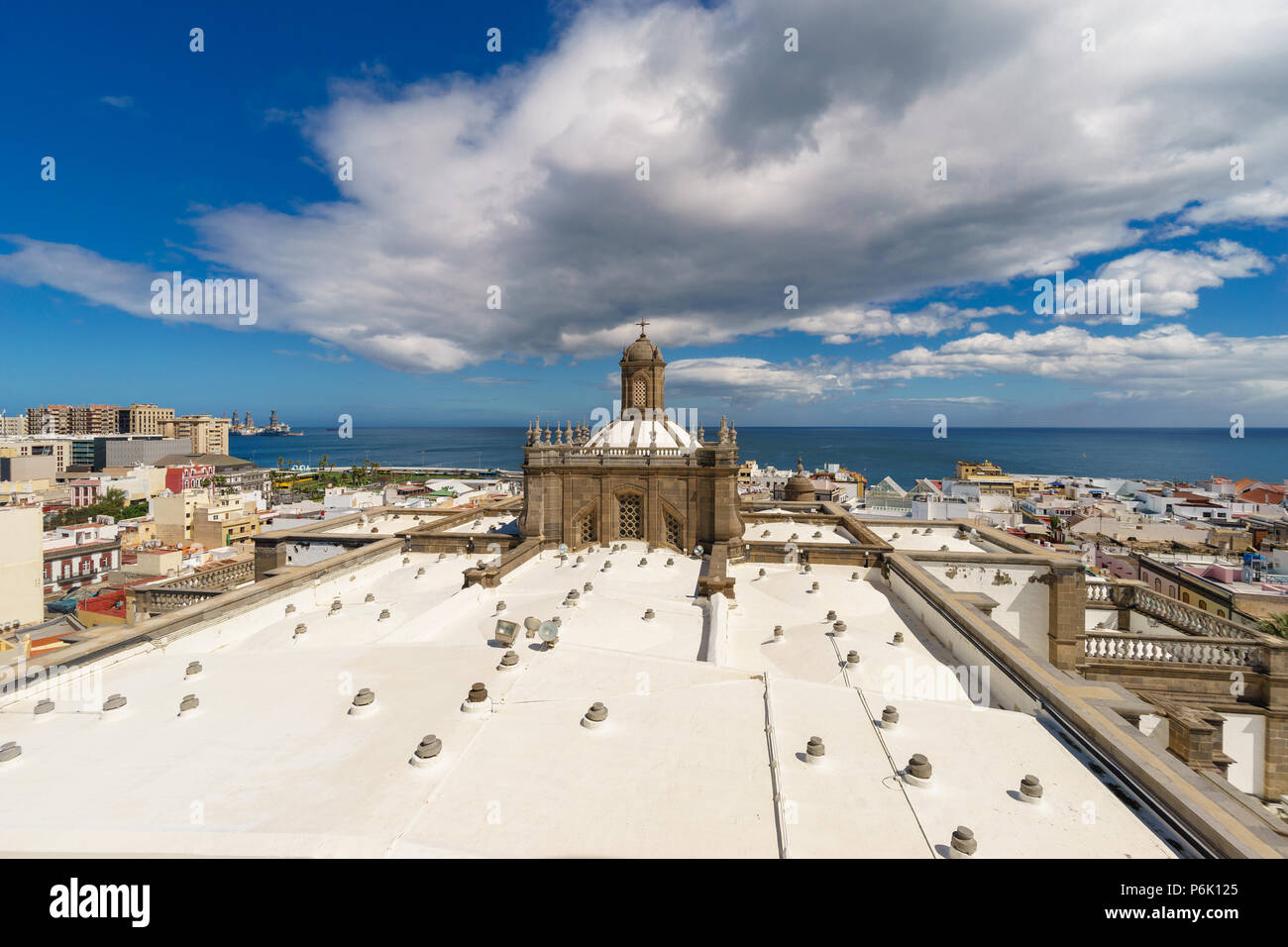 Vista panoramica di Las Palmas città dalla Cattedrale di Santa Ana, Gran Canaria Isole Canarie Spagna Foto Stock
