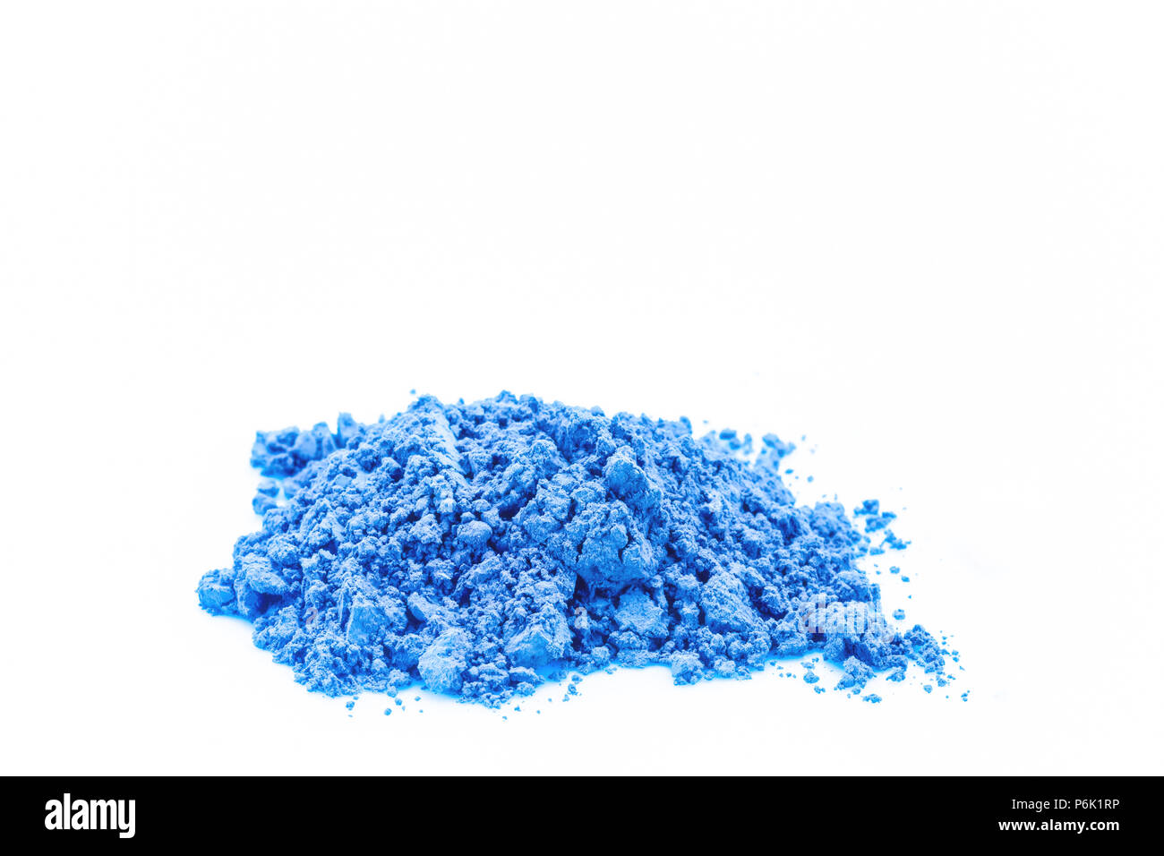 Colore di piccole dimensioni heap di polvere blu - studio luce Foto Stock