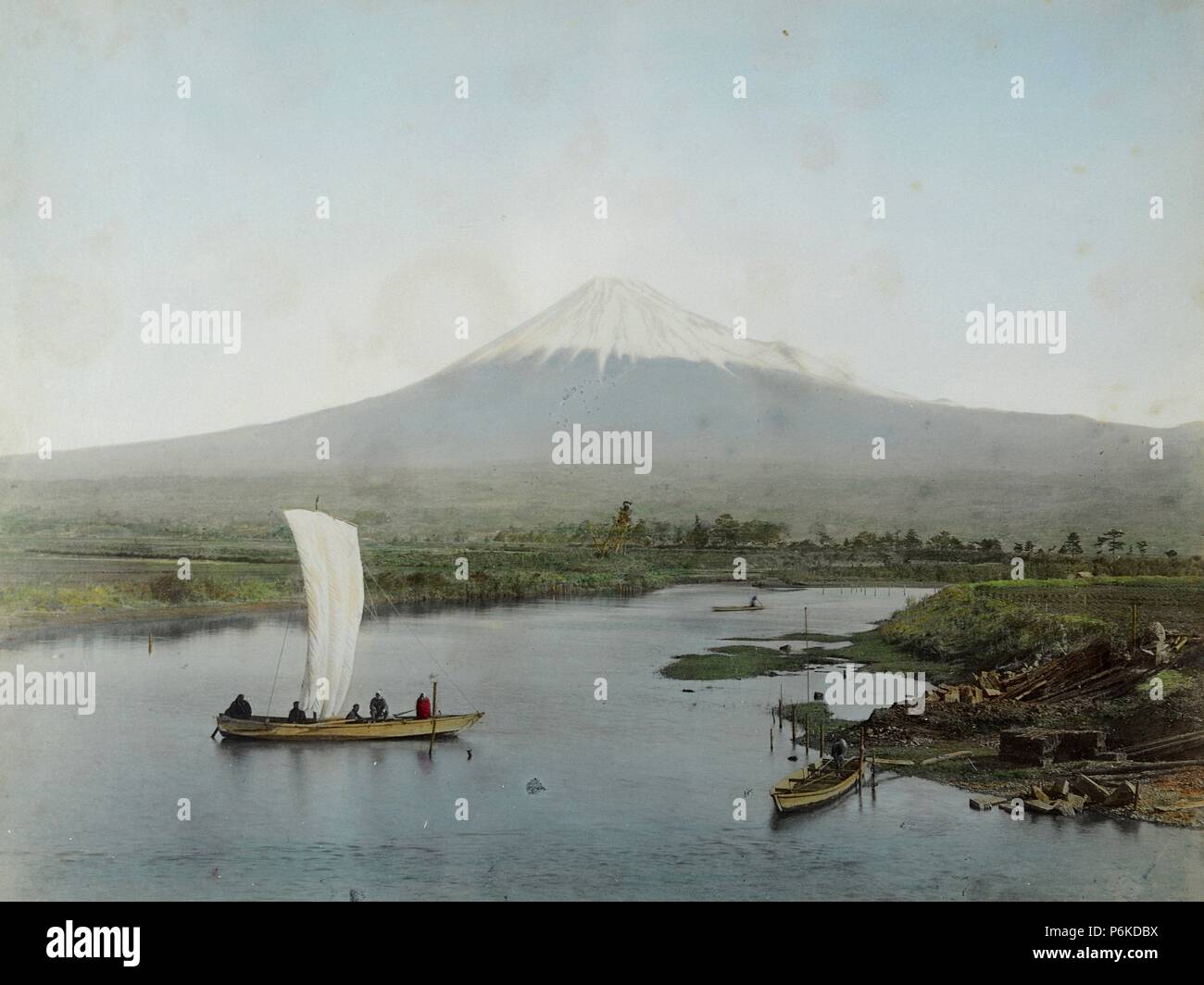 El volcán Fujiyama desde Numagawa, Tokaido. Foto Stock