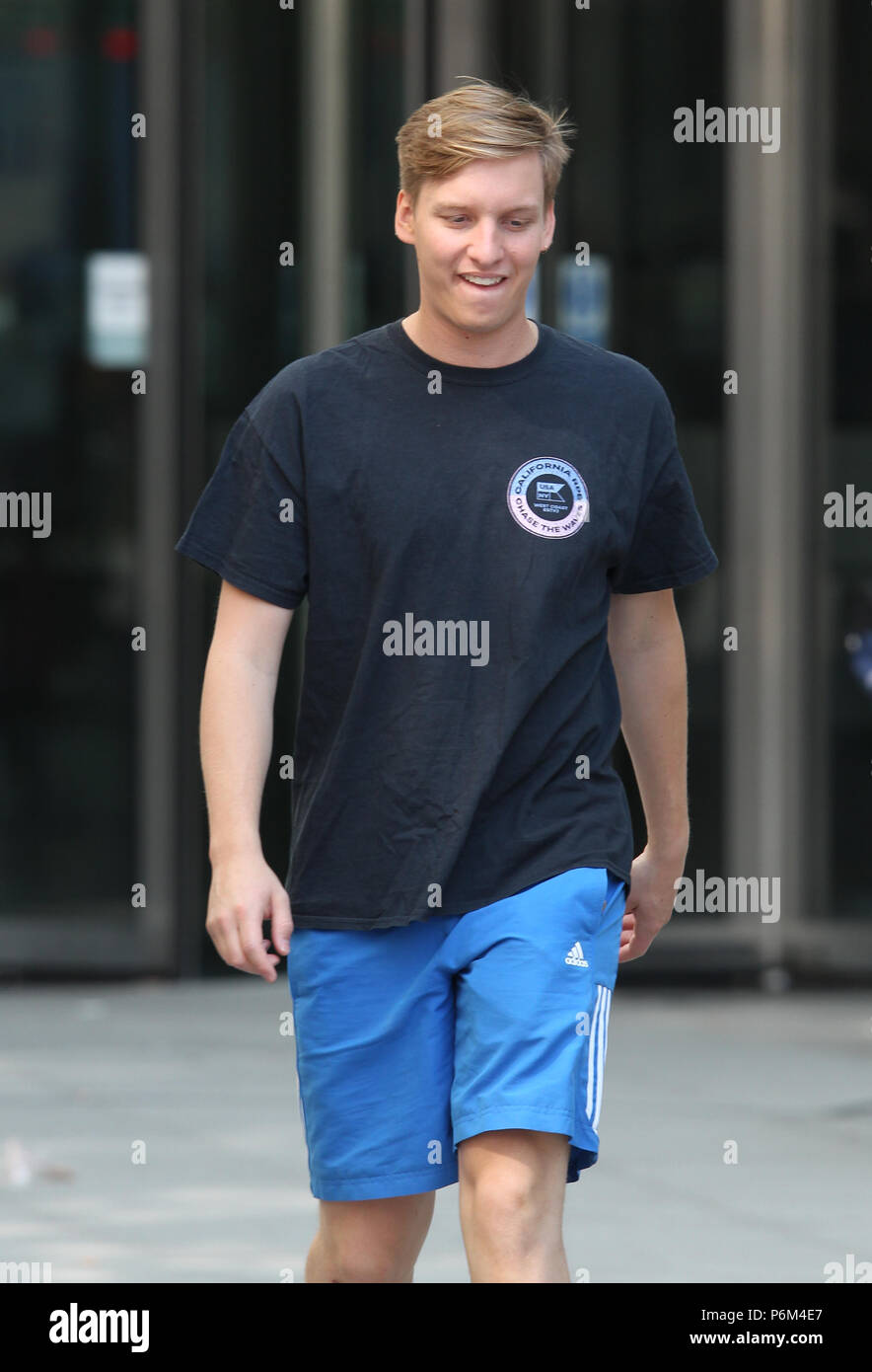 Londra, UK, 1 luglio 2018. George Ezra cantautore visto lasciare la Studios BBC Broadcasting House Credito: WFPA/Alamy Live News Foto Stock