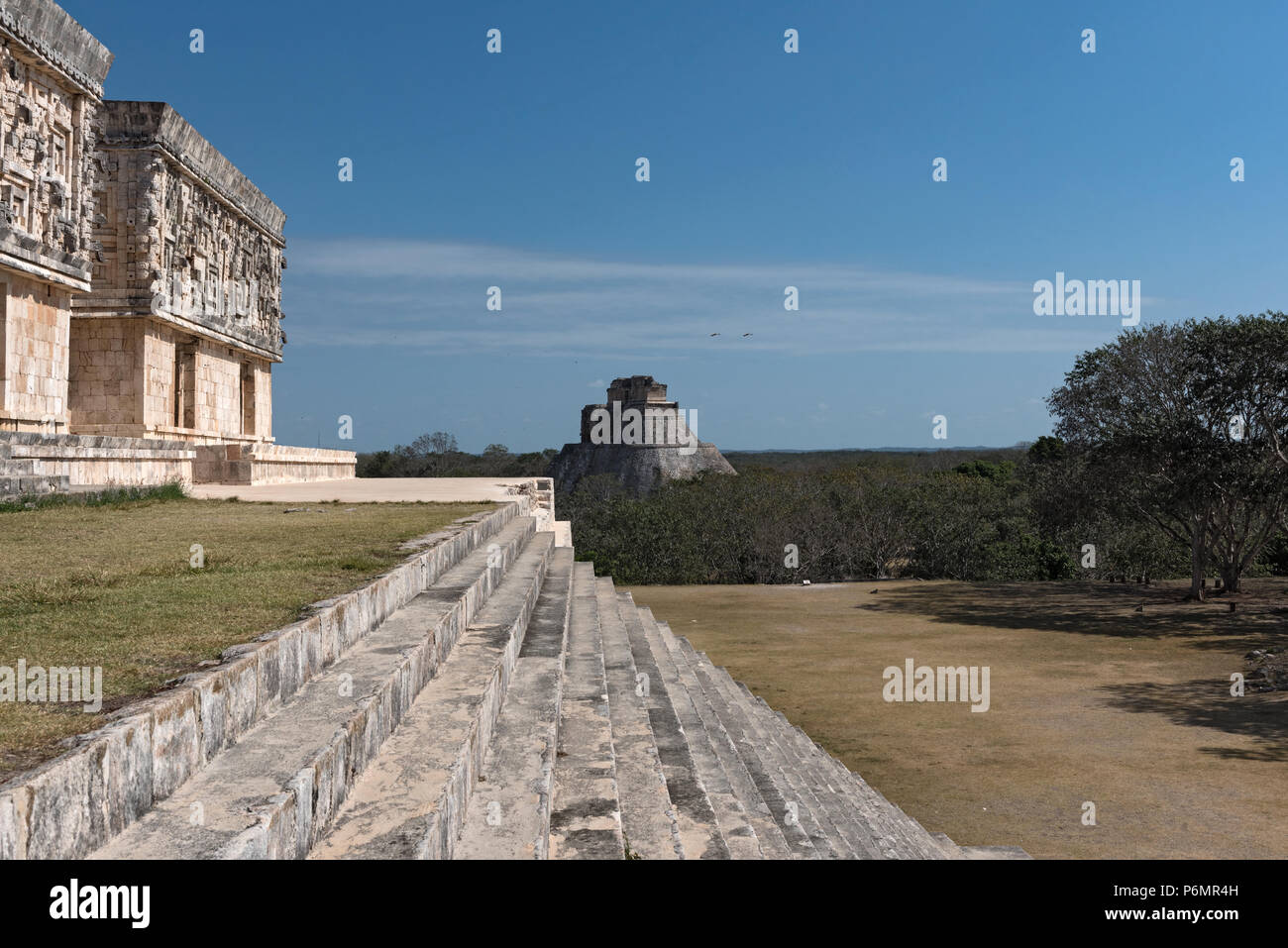 I ruderi di antiche città maya di Uxmal. UNESCO World Heritage Site, Yucatan, Messico Foto Stock