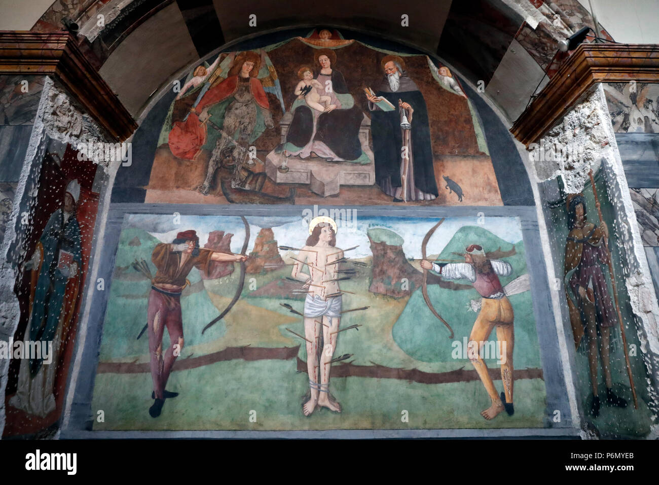 Chiesa di Sant'Orso. Il Martirio di San Sebastiano. Aosta. L'Italia. Foto Stock