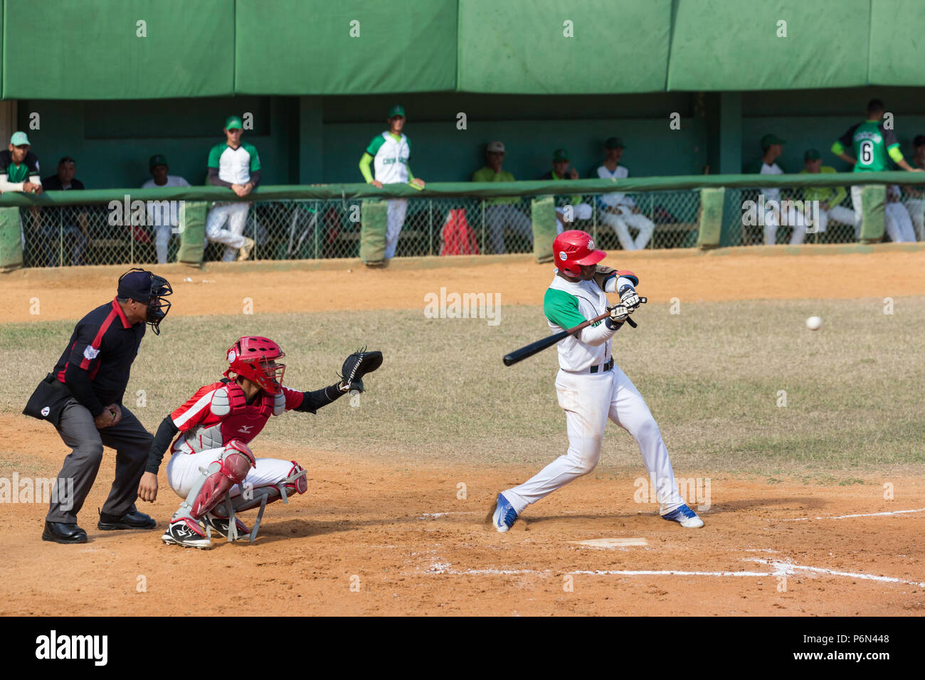 Il mondo accademico Provincial de Beisbol stadium dotate di baseball giovanili a Cienfuegos, Cuba. Foto Stock