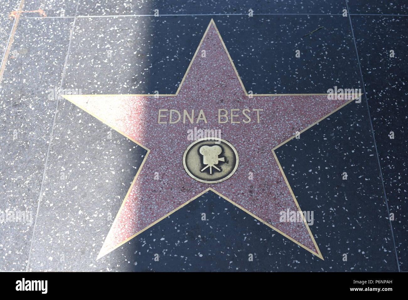 HOLLYWOOD, CA - 29 Giugno: Edna Best stella sulla Hollywood Walk of Fame in Hollywood, la California il 29 giugno 2018. Foto Stock