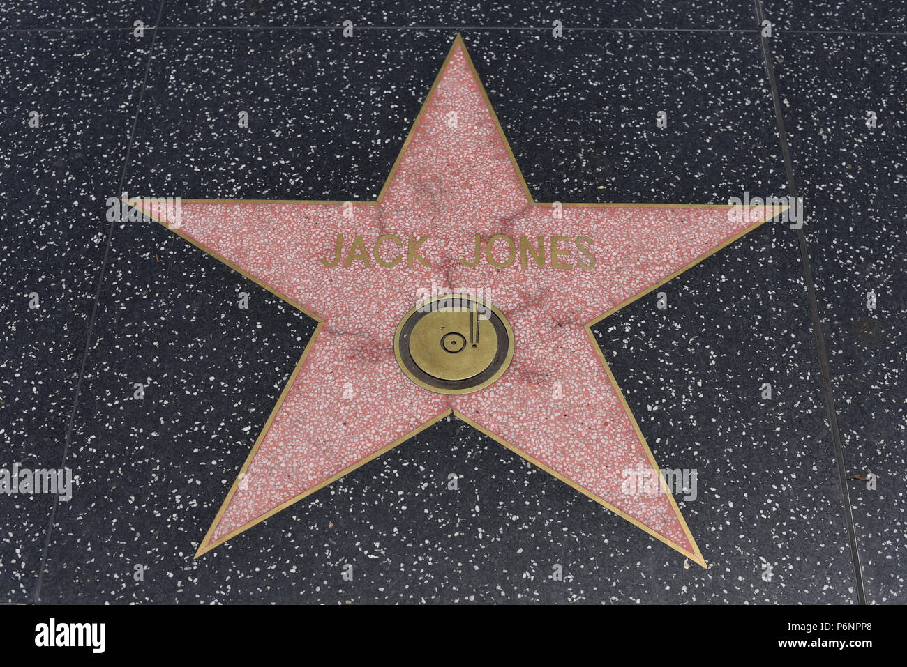 HOLLYWOOD, CA - 29 Giugno: Jack Jones della stella sulla Hollywood Walk of Fame in Hollywood, la California il 29 giugno 2018. Foto Stock