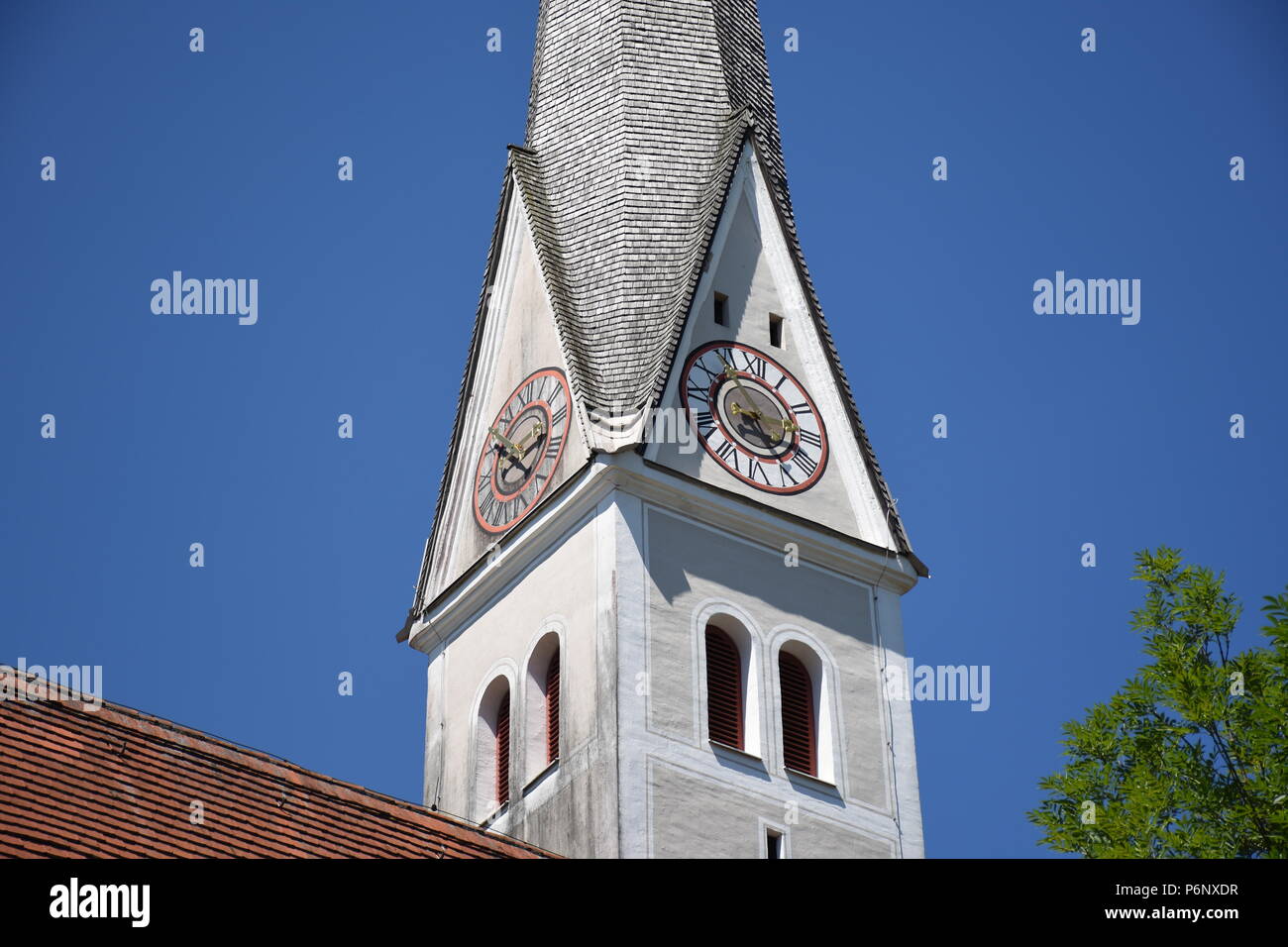 Kirche San Johannes und Paulus in Mauerkirchen Chiemgau Ghiemsee Foto Stock