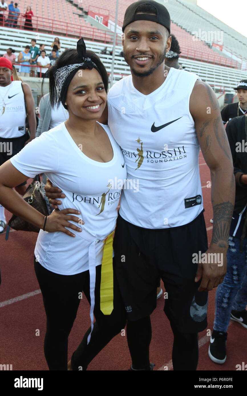 Long Beach, CA. Il 30 giugno, 2018. Kyla Pratt & Trey Songz frequentare il J. Ross celebrità del gioco del calcio, Giugno 30, 2018 a Veterans Memorial Stadium a Long Beach, California. Credito: Walik Goshom/media/punzone Alamy Live News Foto Stock