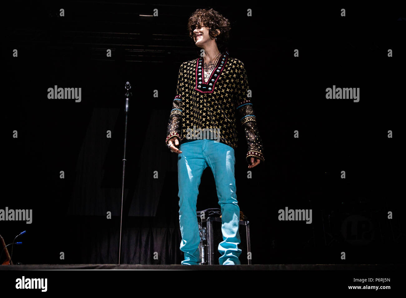 Torino, Italia. Il 29 giugno, 2018. Cantante americana Laura Pergolizzi, aka LP eseguire su Stupinigi Parco Sonic stage. Credito: Corrado Iorfida/Pacific Press/Alamy Live News Foto Stock