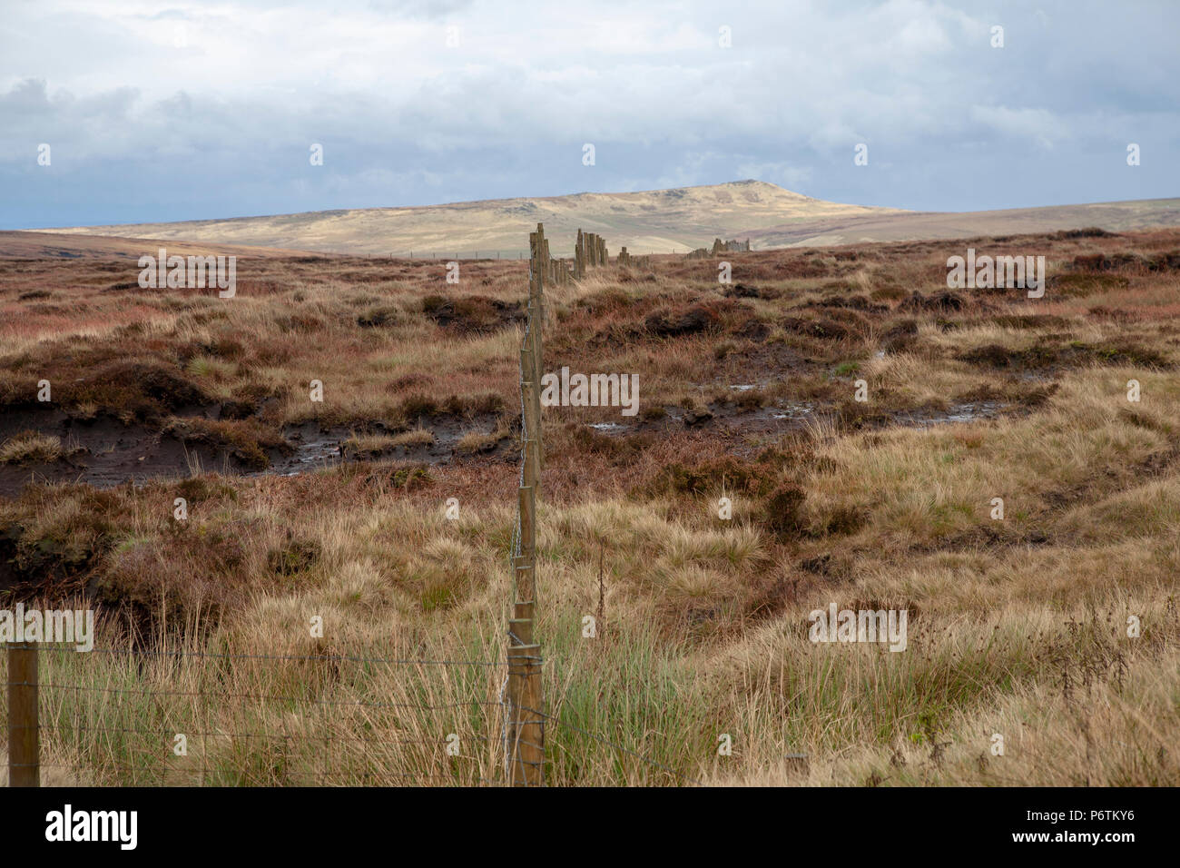 Saddleworth Moor è una brughiera nel nord ovest dell'Inghilterra. Raggiungere più di 1,312 piedi sopra il livello del mare, è nel buio area di picco del picco distretti Foto Stock