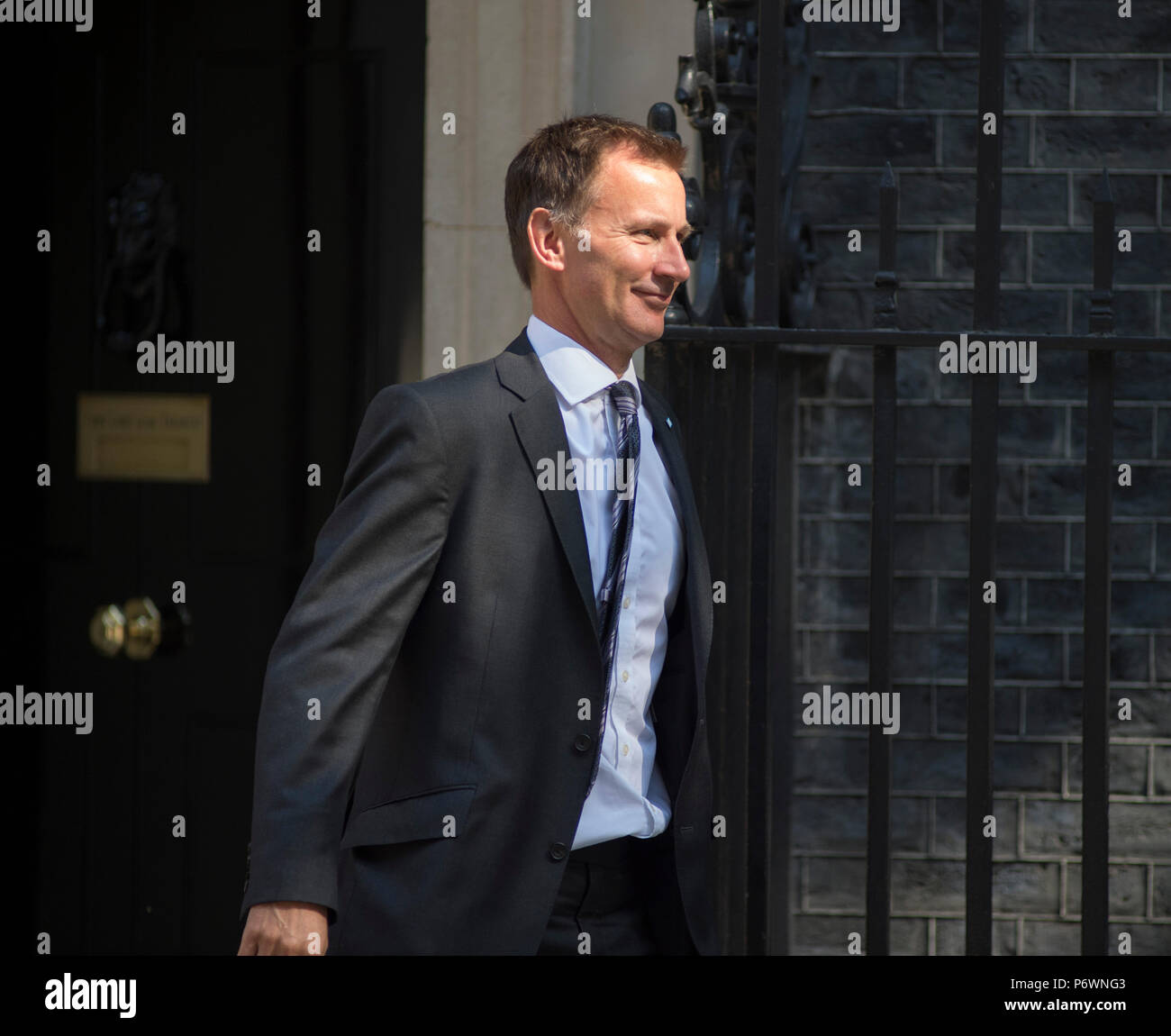 A Downing Street, Londra, Regno Unito. Il 3 luglio 2018. Jeremy Hunt, Segretario di Stato per la salute e la cura sociale lascia Downing Street dopo settimanale di riunione del gabinetto. Credito: Malcolm Park/Alamy Live News. Foto Stock