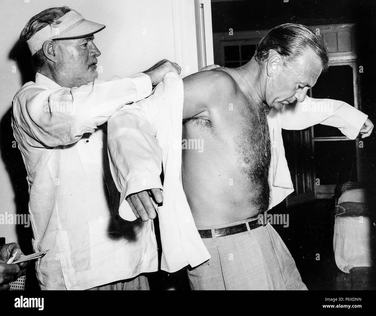 Ernest Hemingway, Gary Cooper, Havana, Cuba, 1956 Foto Stock