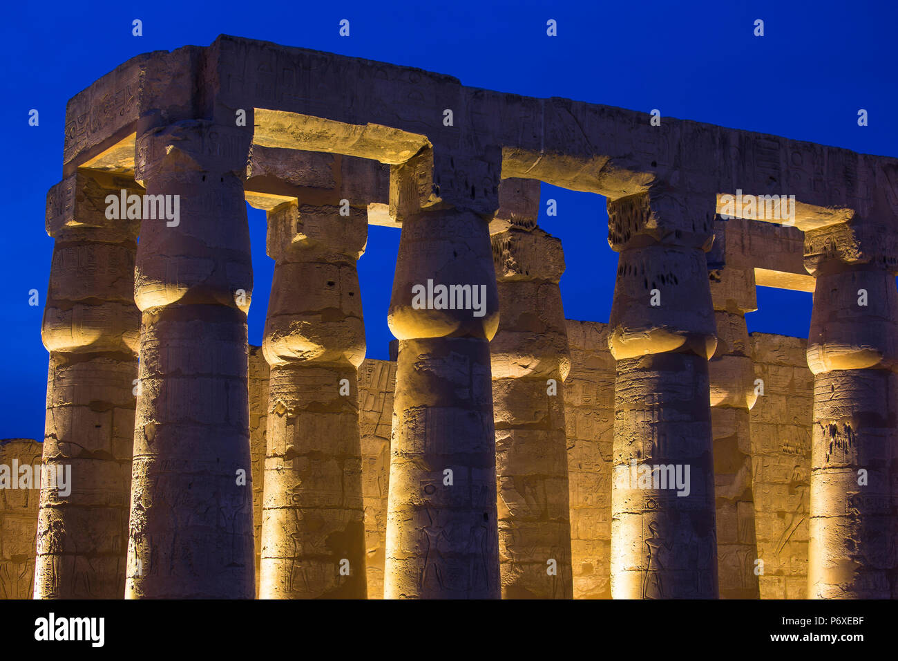 Egitto Luxor Tempio di Luxor, il portico hypostyle Foto Stock