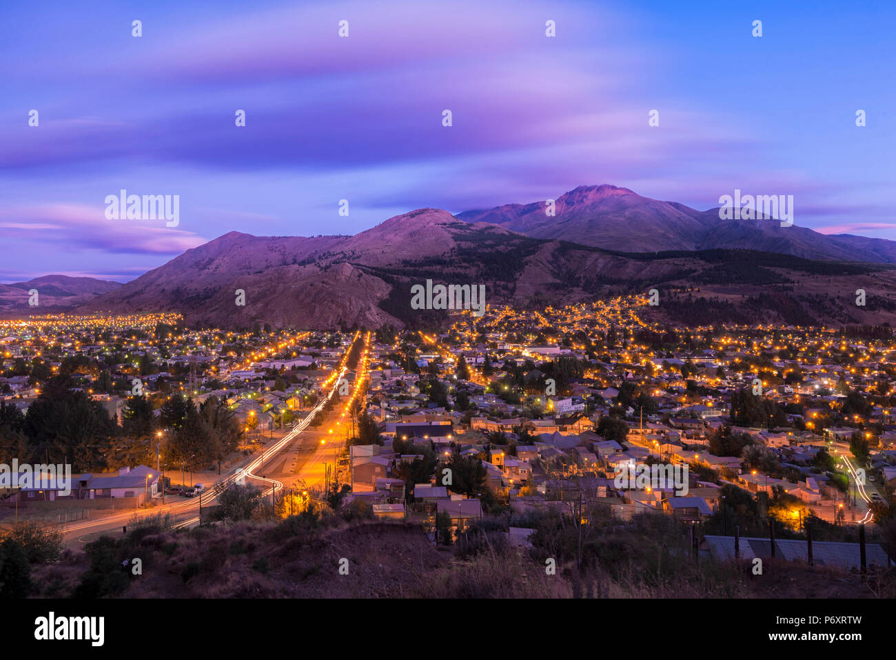 Sud America, Argentina, Patagonia, Rio Negro, Esquel di notte Foto Stock