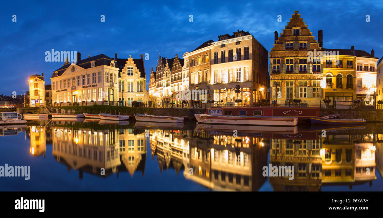 Canale Leie al crepuscolo, Gand, Fiandre, in Belgio Foto Stock