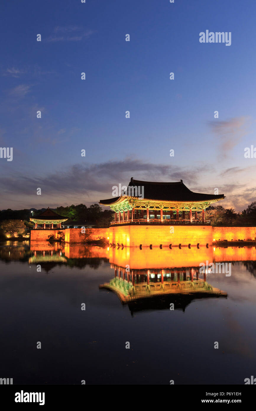 Corea del Sud, Gyeongsanbuk-do, Gyeongju (Sito UNESCO), Anapji stagno Foto Stock