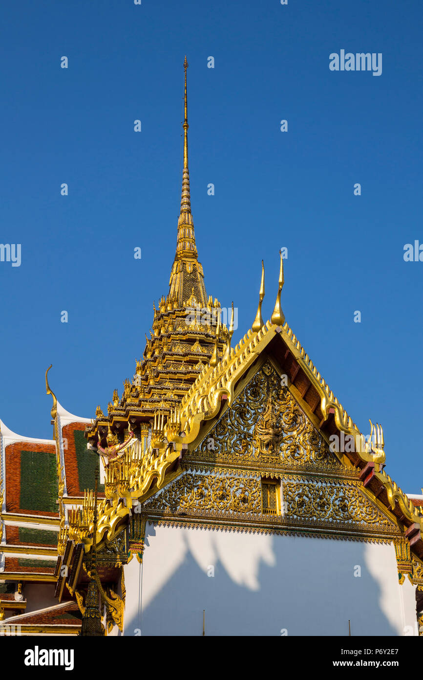 Il Wat Phra Kaew (il Tempio del Buddha di smeraldo), Bangkok, Thailandia Foto Stock