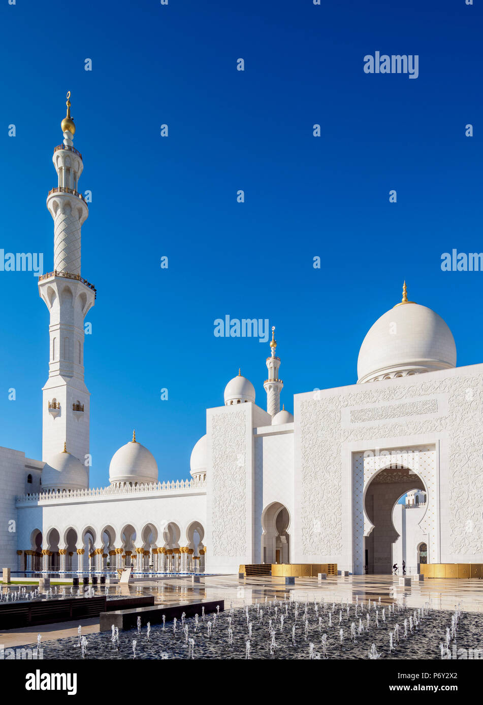 Sheikh Zayed bin Sultan Al Nahyan Grande Moschea di Abu Dhabi, Emirati Arabi Uniti Foto Stock