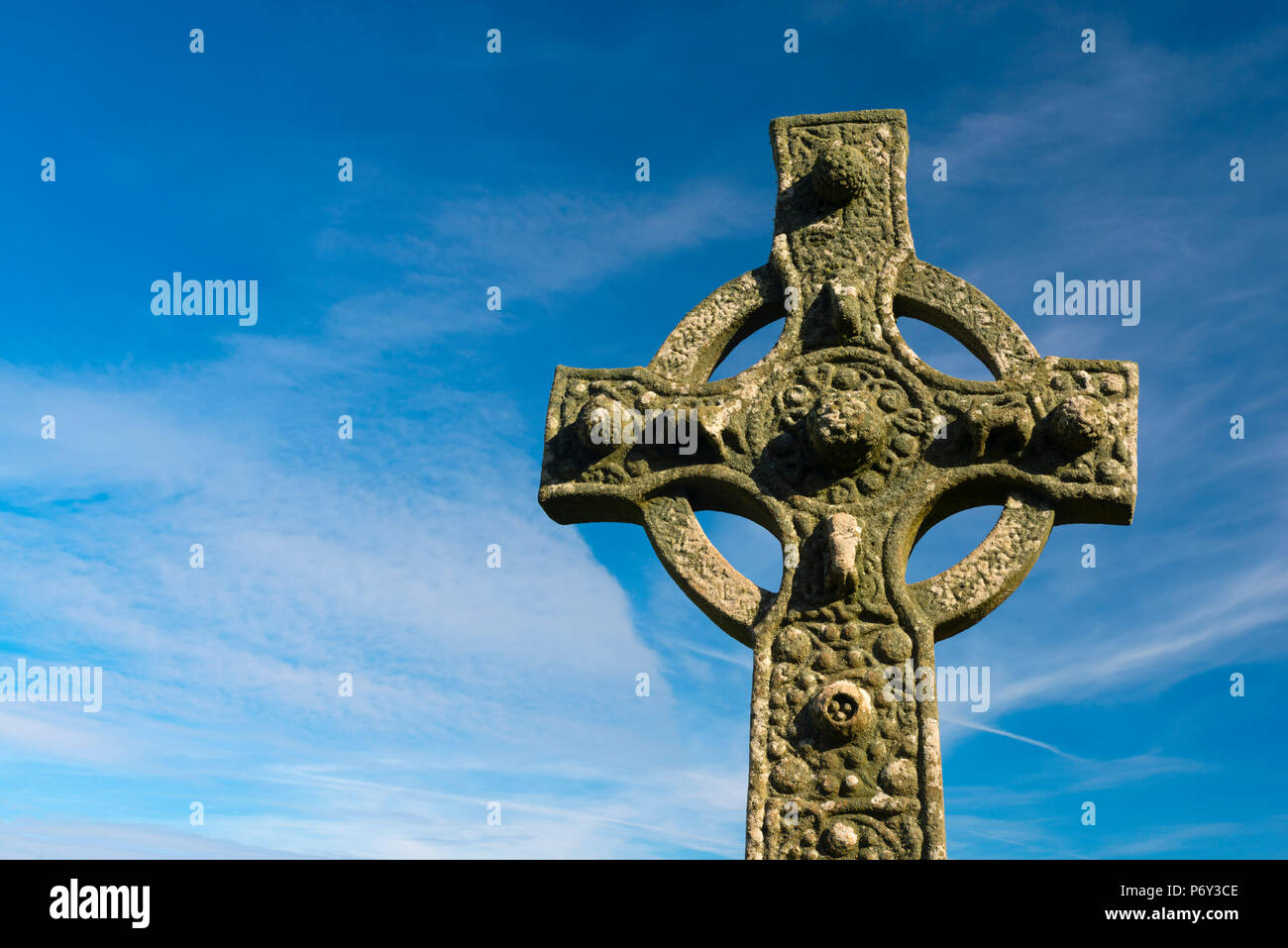 Regno Unito, Scozia, Argyll and Bute, Islay, la vecchia chiesa parrocchiale di Kildalton, Il Kidalton elevata Cross Foto Stock