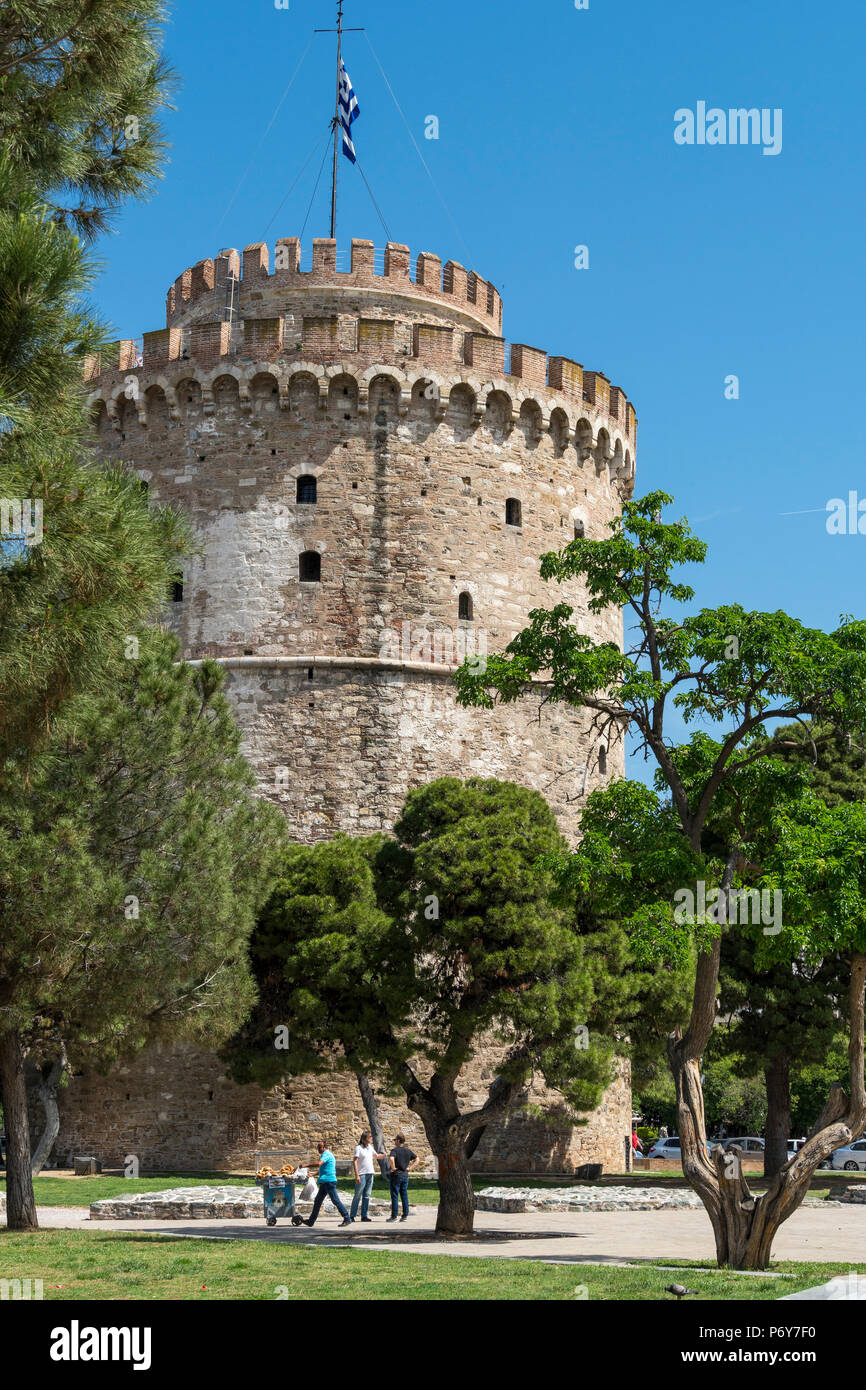 La Torre Bianca sul lungomare di Salonicco. Costruito dagli Ottomani nel XVI centuary. Macedonia, Grecia settentrionale Foto Stock