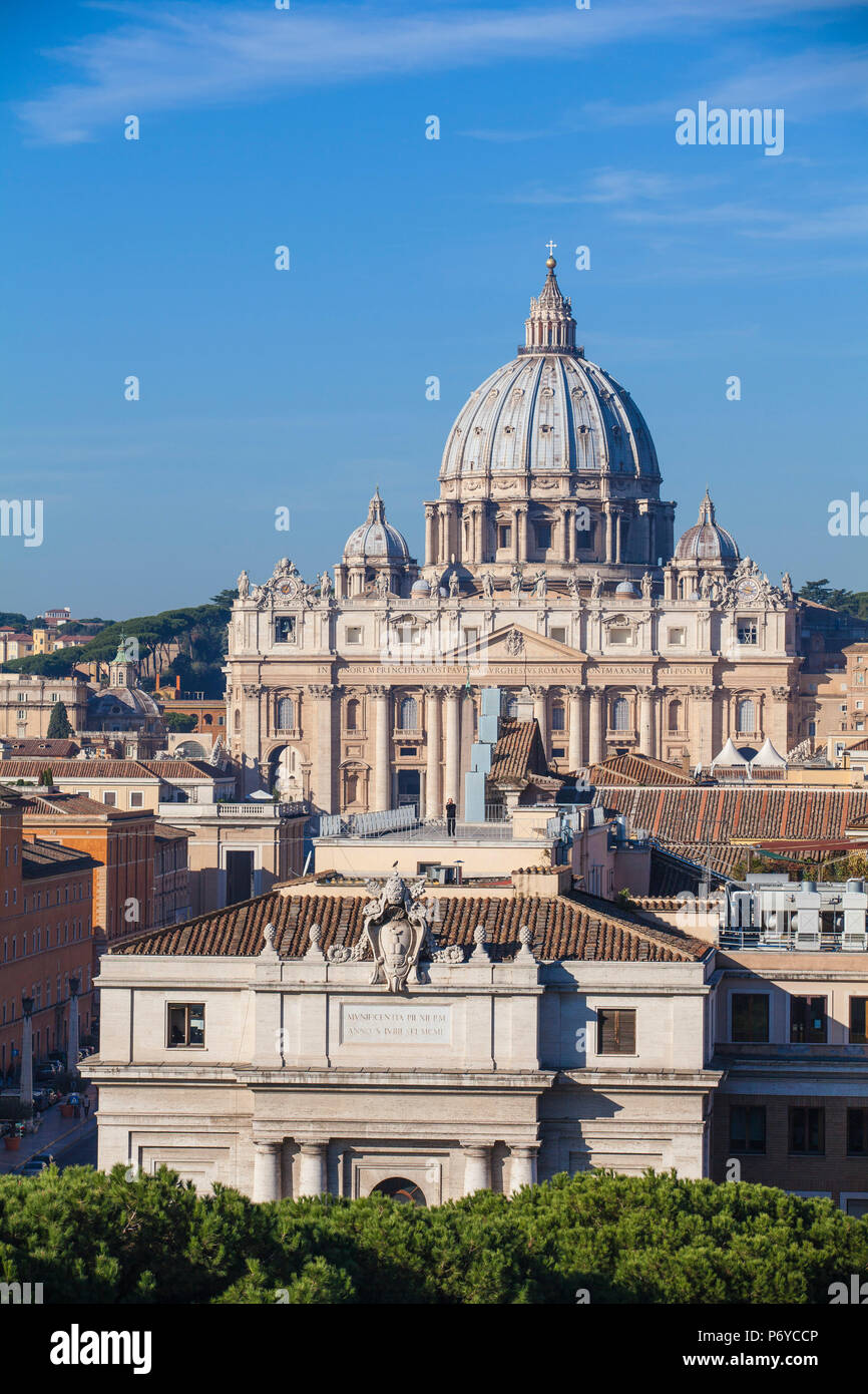Italia Lazio Roma, Vista della Basilica di San Pietro Foto Stock