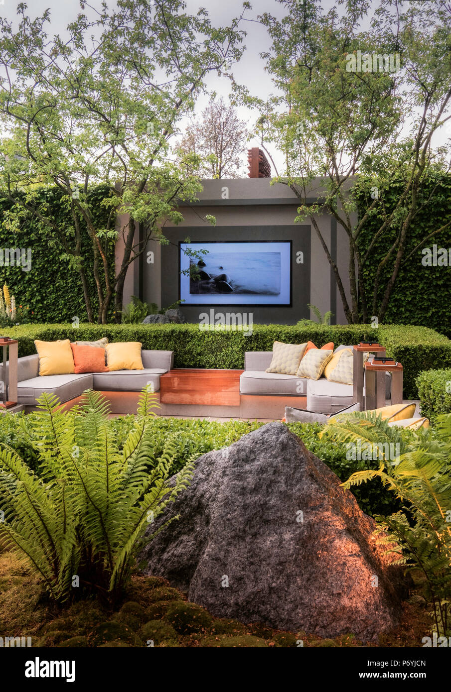 La LG Eco-City giardino al Chelsea Flower Show a Londra, Regno Unito. Foto Stock