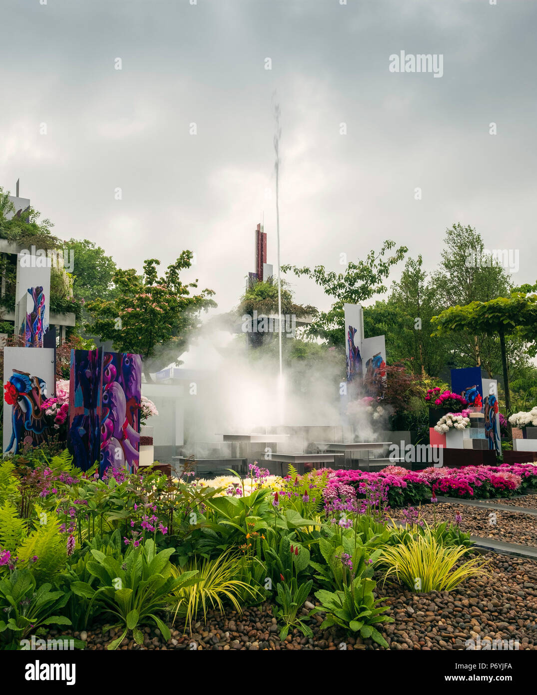 Il Wuhan acqua giardino, al Chelsea Flower Show 2018, Londra, Regno Unito. Foto Stock
