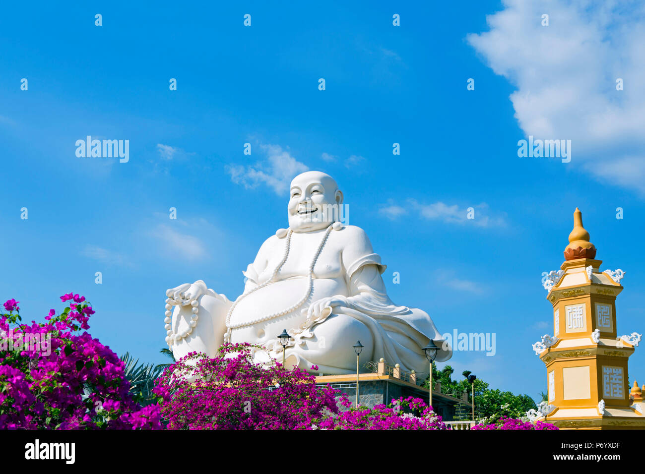 Asia, Sud Est Asiatico, Vietnam, il Delta del Mekong, My Tho, Vinh Trang, tempio buddista Foto Stock