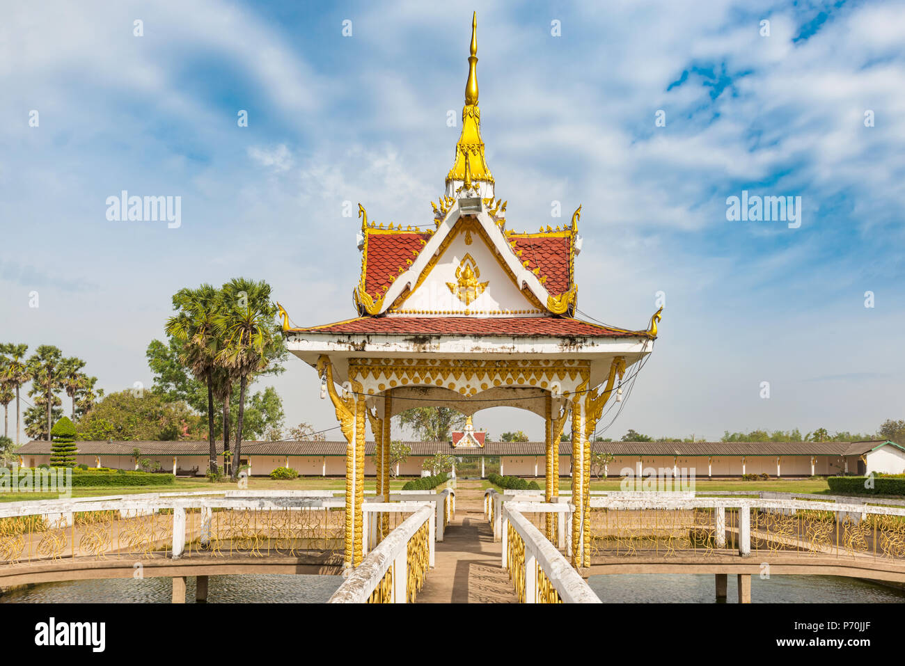 Outdoor strutture antiche in che Sikhottabong, noto anche come Sikhottabong Stupa è un tempio buddista a Thakhek, Khammouane Provincia, Laos. Foto Stock