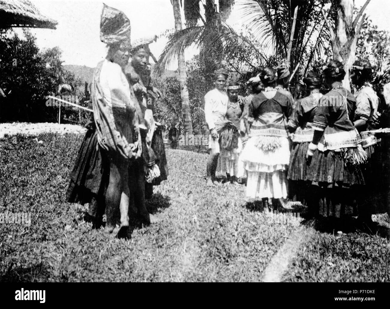 43 Moraego-dans. Kulawi, Sulawesi. Indonesien - SMVK - 010734D Foto Stock