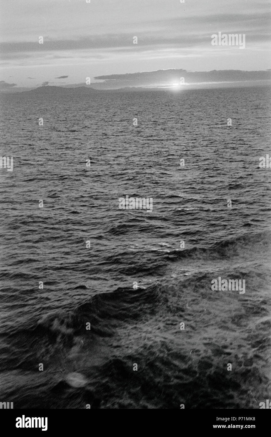 Wahrscheinlich Fotos von der Heimreise Abessinienflug vom 49 ETH-BIB-Blick auf Meer und Küste-Abessinienflug 1934-LBS MH-002502-40 Foto Stock