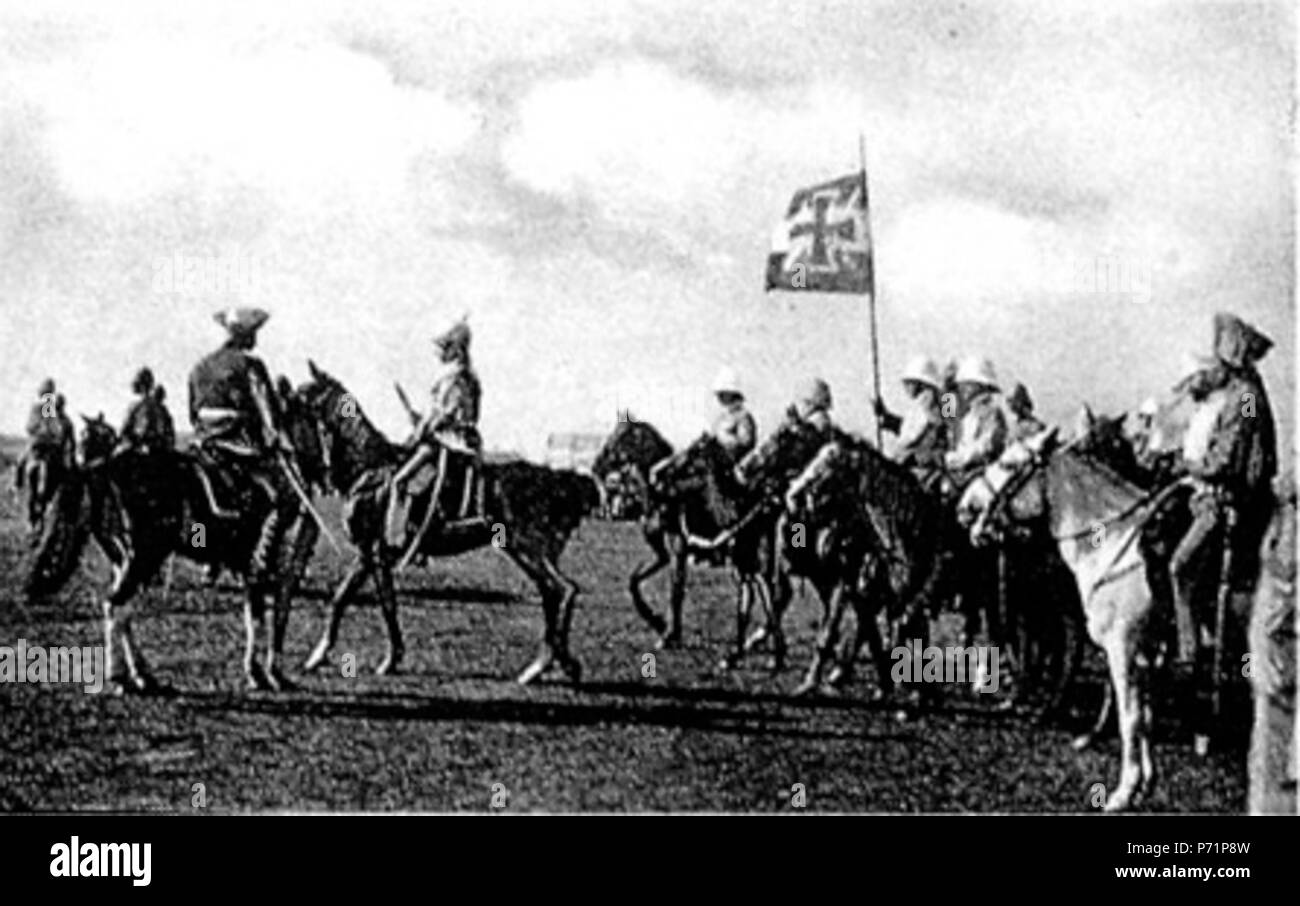 Inglese: foto da Ein Tagebuch in Bildern . prima di 1904 176 Parade vor dem Generalfeldmarschall Grafen Waldersee auf dem Racecourse am 22. Settembre 1900 1 Foto Stock