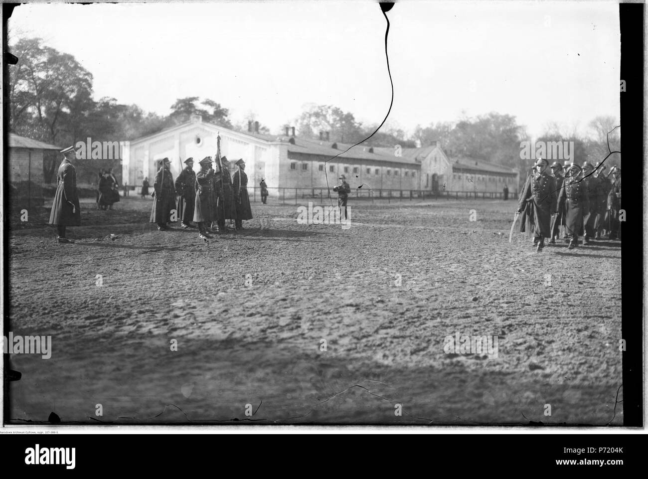 74 Narcyz Witczak-Witaczyński - Zdawanie sztandaru (107-388-5) Foto Stock