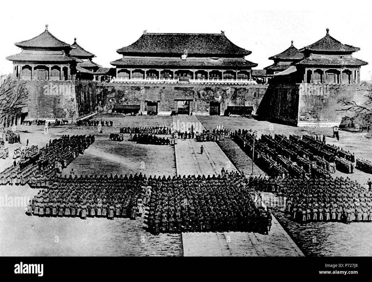 33 Deutsche Parade anlässlich des Geburtstages Suor Majestät 1901 1 Foto Stock