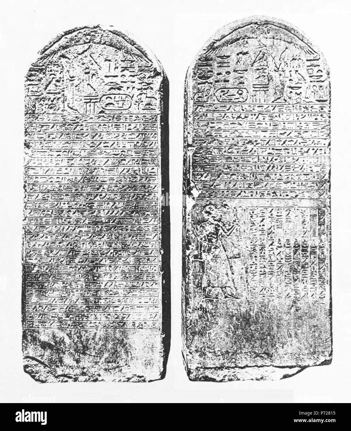 Inglese: Recto e verso della stele di Sehetepibra, che contiene una porzione dei cosiddetti lealisti insegnamento. Sehetepibra era un funzionario ha vissuto sotto Senusret III e la stele è databile intorno al 1860-1840 A.C. durante la coregency tra Senusret III e Amenemhat III (XII dinastia, regno di Mezzo). Calcare dalla Kom el-Sultan, nei pressi di Abydos. Museo del Cairo, CG 20538. 29 gennaio 2014, 23:20:07 12 Stele Sehetepibra CG 20538 Lange Foto Stock