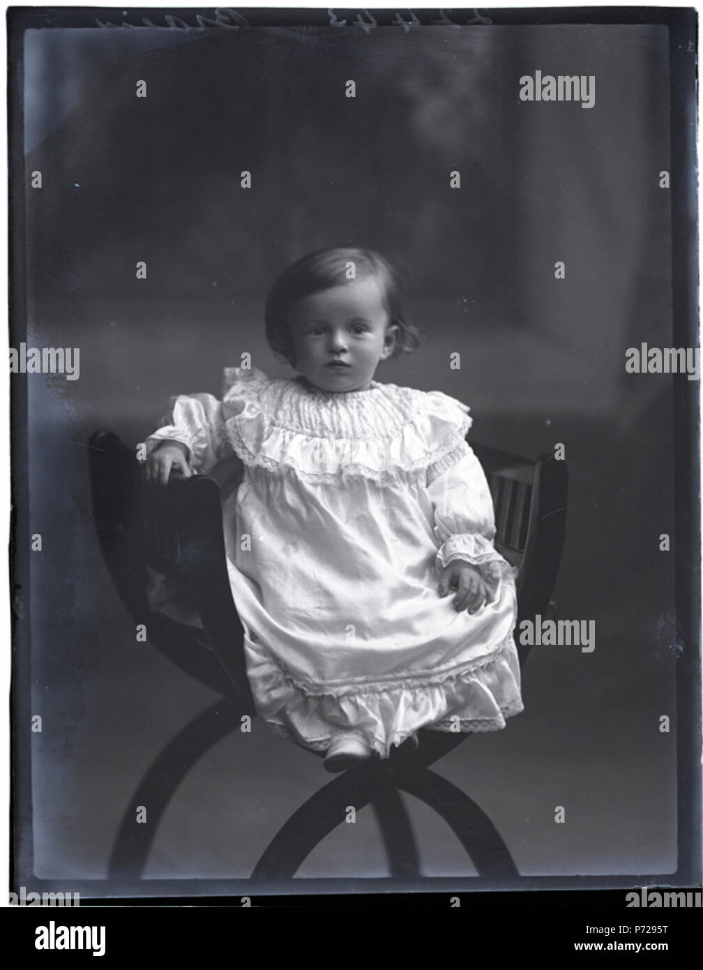 Inglese: DKW 22443 cervello L . Questo supporto upload Data: 19 Febbraio 2015 15:17:27 opera originale prima di 1944 5 Baby cervello, nd (15961875443) Foto Stock