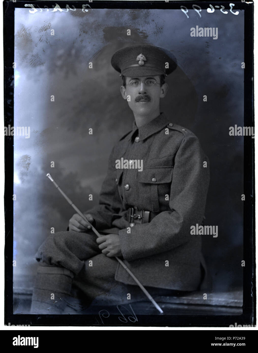 Inglese: DKW 35699 Birkett L . Questo supporto upload Data: 19 Febbraio 2015 16:10:37 opera originale prima di 1944 22 J Birkett, Esq, 10 maggio 1915 (16394332688) Foto Stock