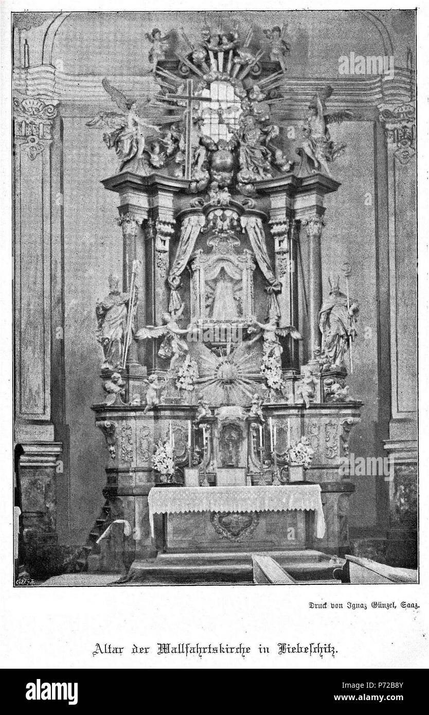 Deutsch: Altare der Wallfahrtskapelle in Liebeschitz (PM 1900), aus Karl Tutte: Der politische Bezirk Saaz, Saaz 1904 . 3 Agosto 2015 43 Liebeschitz-Marienaltar Foto Stock
