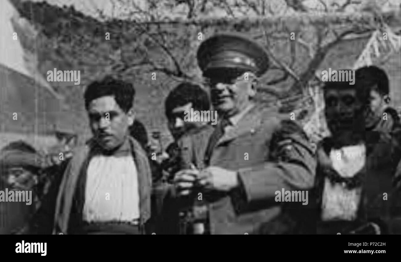 Español: Visita del generale Ubico un onu de los departamentos de la República. 1936 17 Ubicovisita Foto Stock