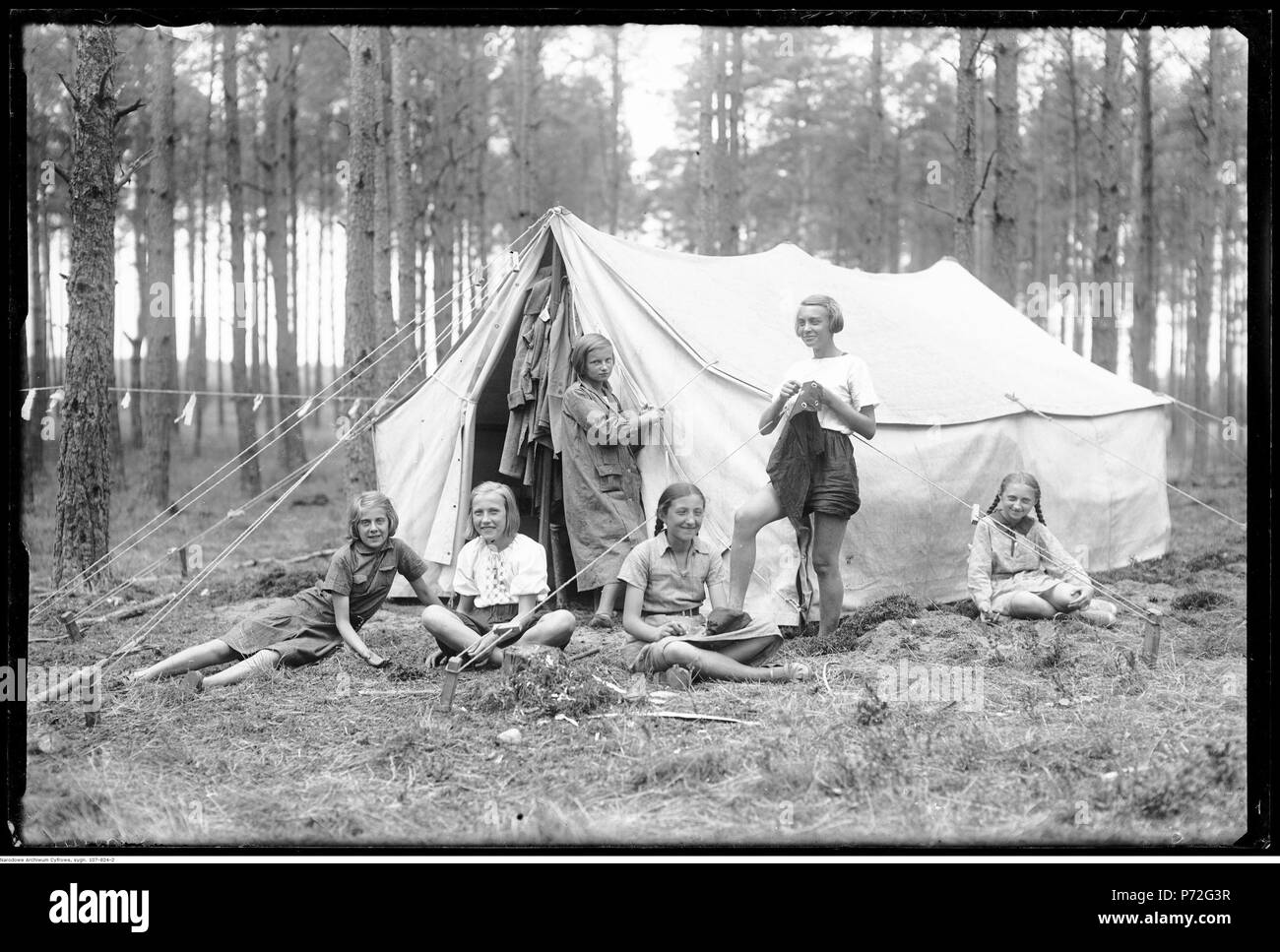 63 Narcyz Witczak-Witaczyński - Obóz harcerzy z Garwolina (107-824-2) Foto Stock 63 Narcyz Witczak-Witaczyński - Obóz harcerzy z Garwolina (107-824-2) Foto Stock
