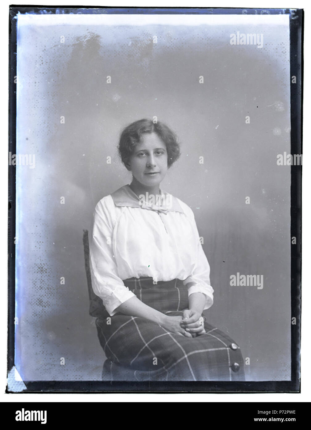 Inglese: DKW 34013 Frost L . Questo supporto upload Data: 7 Aprile 2015 12:12:37 opera originale prima di 1944 34 Miss W Frost, 26 Nov 1914 (16445829383) Foto Stock