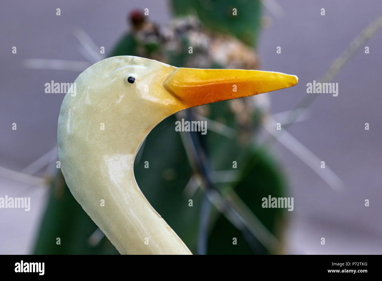 Whimsical giardino decorazione d'Arte - Molto carino Duck Foto Stock