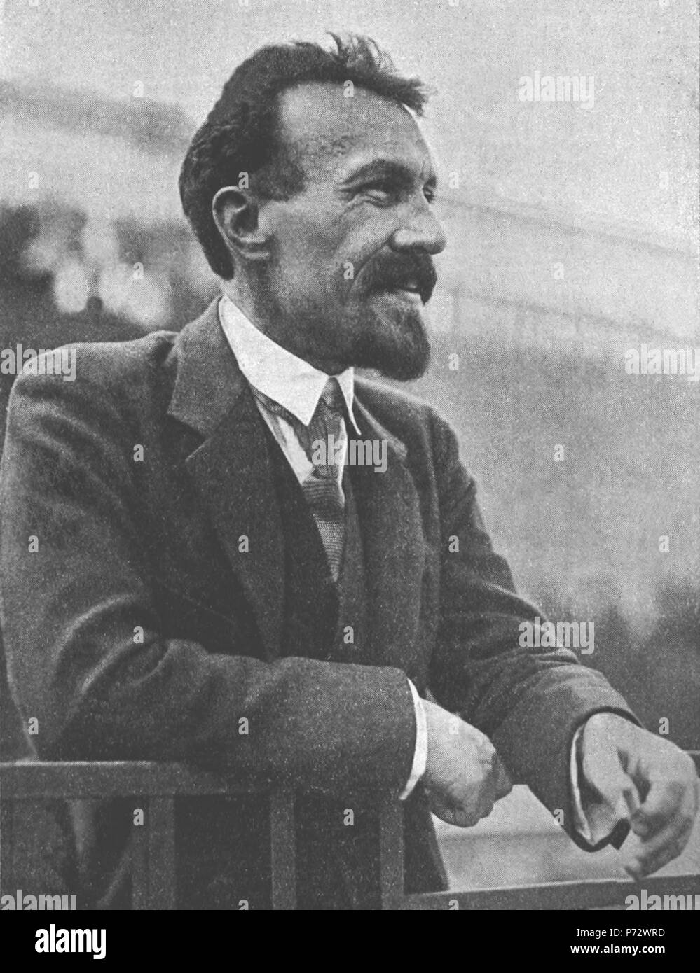 Inglese: Alexei Rykov, Presidente del Consiglio delle persone di Commissars (Primo Ministro) URSS. 1927. Contesto: egli era (probabilmente il maggior successo e la meno conosciuta il primo ministro in Unione Sovietica. Rykov è stata incaricata della supervisione del periodo di crescita del PIL (1924-29) e le libertà civili noto come nuova politica economica. Egli si scontrarono con Joseph Stalin nel 1929 oltre il cambiamento di orientamento economico, vale a dire la politica di collettivizzazione forzata e di industrializzazione. Alexei Rykov perse la sua gestione post e fu eseguito nel 1938 a seguito della corte mostrano caso noto come prova di Ventuno. Українська: Олексій Рико Foto Stock