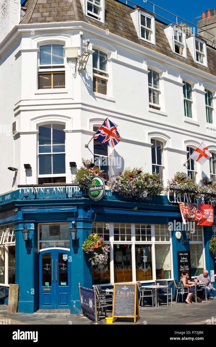 Esterno del Crown & Anchor Pub presso il Barbican Plymouth Devon England Regno Unito Foto Stock